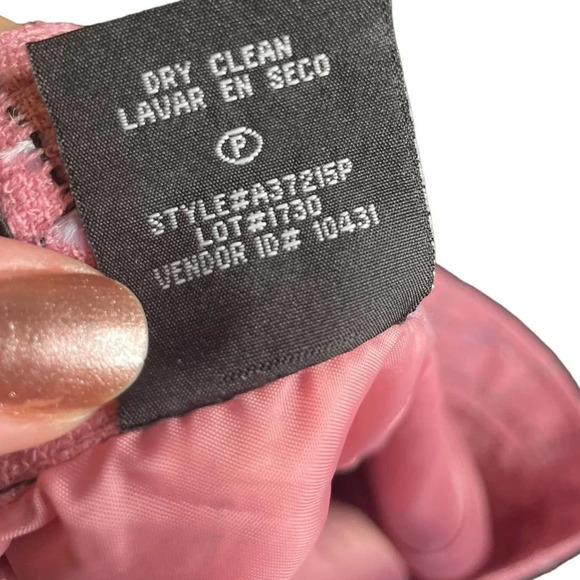 Nicole. Nicole Miller Women's Windowpane Pink Plaid Ruffle Trim Skirt Size 8 - Picture 9 of 11